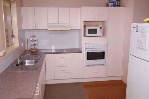 Bellhaven 2, 17 Willow Street - Hotel Accommodation 0
