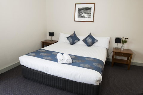 Banjo Paterson Inn - Hotel Accommodation 25