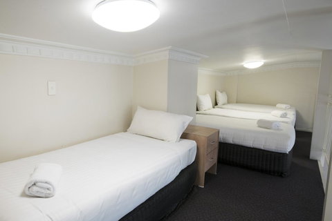 Banjo Paterson Inn - Hotel Accommodation 27