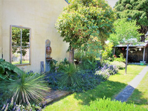 Apple Tree Cottage - Hotel Accommodation 23