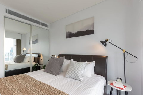 High Rise Apt In Heart Of Sydney Wt Harbour View - Hotel Accommodation 17