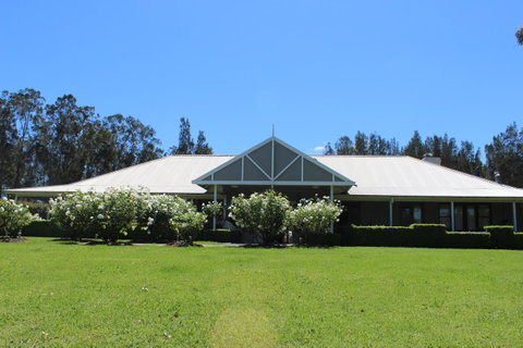 Thistle Hill Guesthouse - Walk To Many Wineries And Restaurants - Hotel Accommodation 1