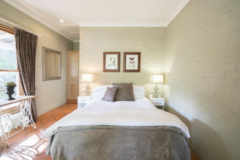 Thistle Hill Guesthouse - Walk To Many Wineries And Restaurants - Hotel Accommodation 28