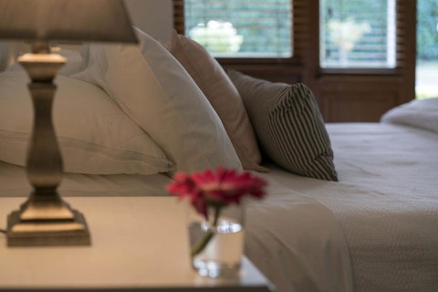 Thistle Hill Guesthouse - Walk To Many Wineries And Restaurants - Hotel Accommodation 40