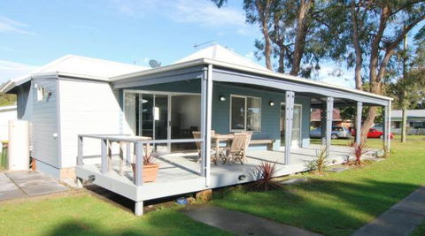 Huskisson Holiday Motel Cabins - Hotel Accommodation 24