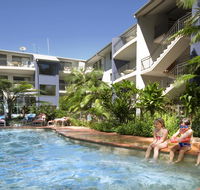 Flynns Beach Resort - Hotel Accommodation