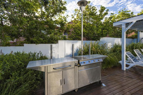 Oaks Nelson Bay Lure Suites - Hotel Accommodation 7
