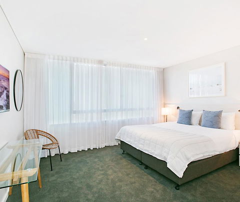 Oaks Nelson Bay Lure Suites - Hotel Accommodation 2