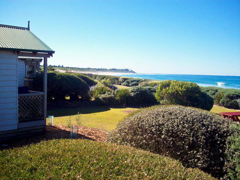 Blue Lagoon Beach Resort - Hotel Accommodation 34