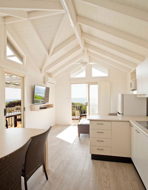 Blue Lagoon Beach Resort - Hotel Accommodation 28