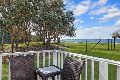 Blue Lagoon Beach Resort - Hotel Accommodation 6