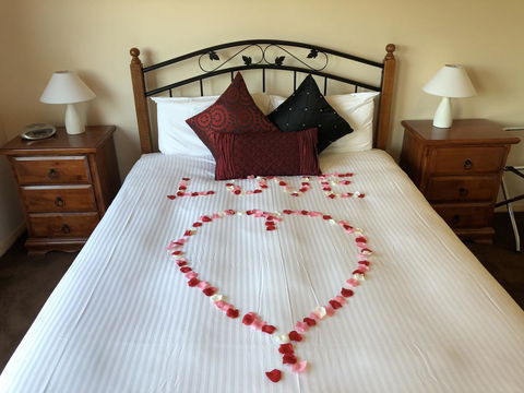 Nightingale Villas - Hotel Accommodation 6