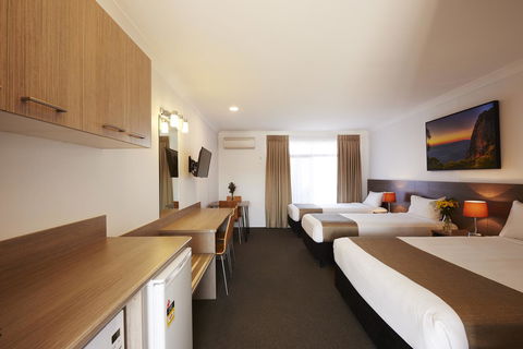 Adelong Motel - Hotel Accommodation 4