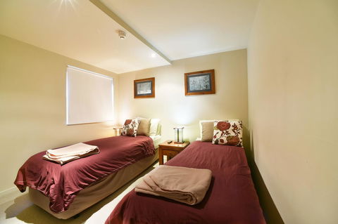 Snowstream 4 - Hotel Accommodation 1