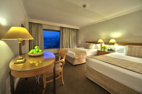 Stamford Plaza Sydney Airport Hotel & Conference Centre - Hotel Accommodation 12