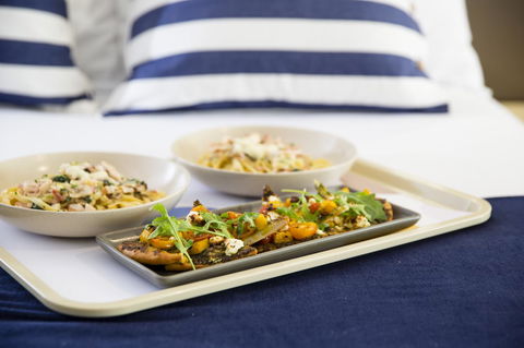 Novotel Newcastle Beach - Hotel Accommodation 12