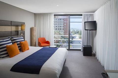 Novotel Newcastle Beach - Hotel Accommodation 13