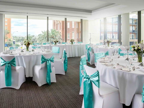 Novotel Newcastle Beach - Hotel Accommodation 41