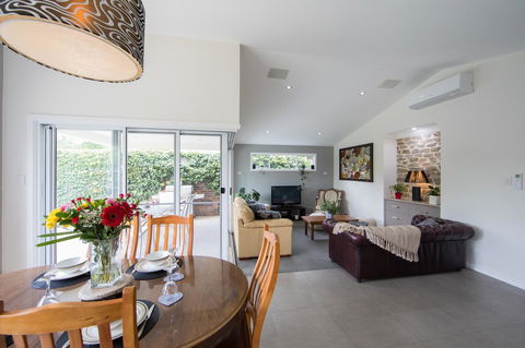 Armidale Cottage - House 2 - Hotel Accommodation 20