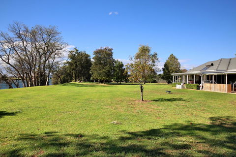 Terara Riverside Retreat - Hotel Accommodation 36