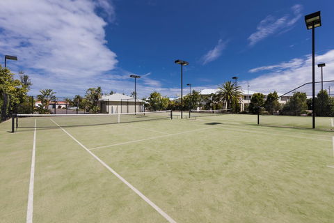 Oaks Port Stephens Pacific Blue Resort - Hotel Accommodation 4