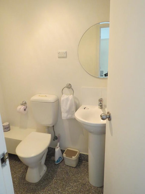 Manly Paradise Motel & Apartments - Hotel Accommodation 30