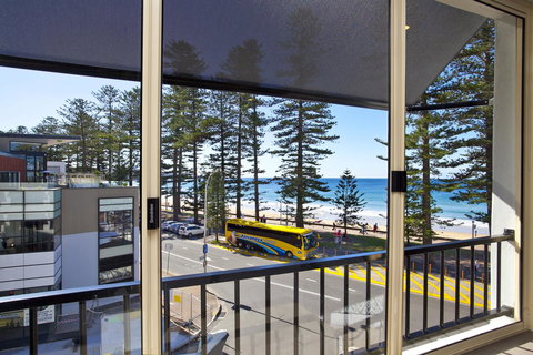 Manly Paradise Motel & Apartments - Hotel Accommodation 4