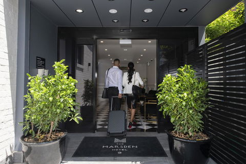 Holiday Inn & Suites - Parramatta Marsden Street, An IHG Hotel - Hotel Accommodation 12