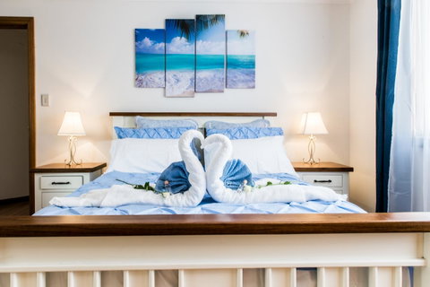 Ambience - Hotel Accommodation 10