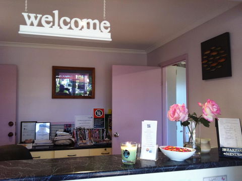 Sapphire Waters Motor Inn - Hotel Accommodation 42