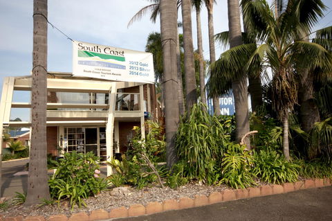 Sapphire Waters Motor Inn - Hotel Accommodation 12