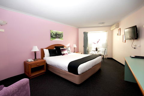 Sapphire Waters Motor Inn - Hotel Accommodation 5