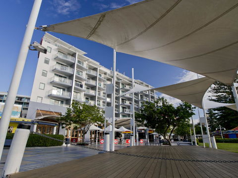 Oaks The Entrance Waterfront Suites - Hotel Accommodation 7