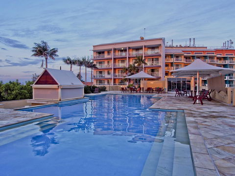 Oaks The Entrance Waterfront Suites - Hotel Accommodation 21