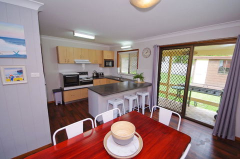 Breakaway, 11 Scott Street - Hotel Accommodation 4