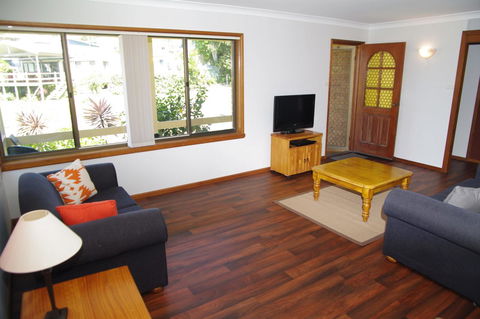 Breakaway, 11 Scott Street - Hotel Accommodation 9