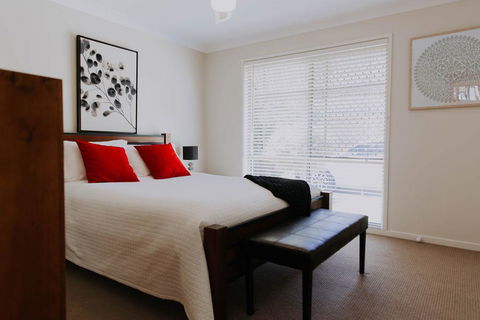 Central Wagga Self Catering Apartment - Hotel Accommodation 9