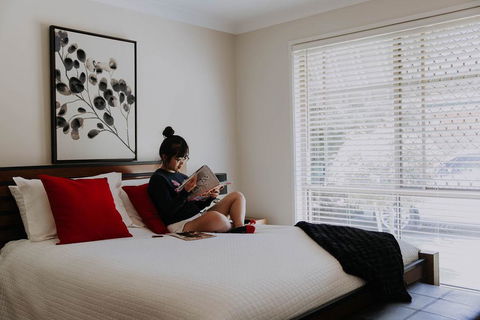 Central Wagga Self Catering Apartment - Hotel Accommodation 7