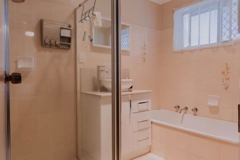 Central Wagga Self Catering Apartment - Hotel Accommodation 11