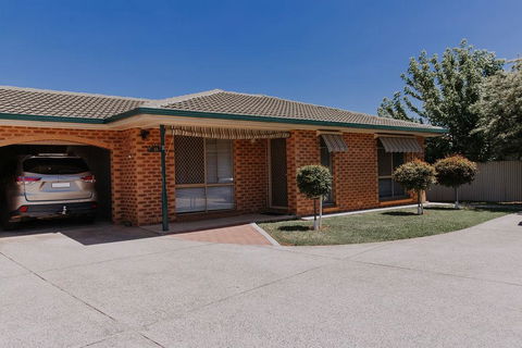 Central Wagga Self Catering Apartment - Hotel Accommodation 3