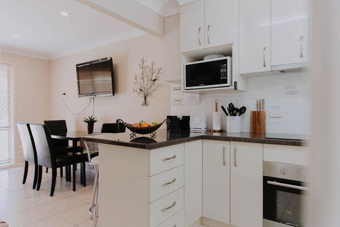Central Wagga Self Catering Apartment - Hotel Accommodation 1