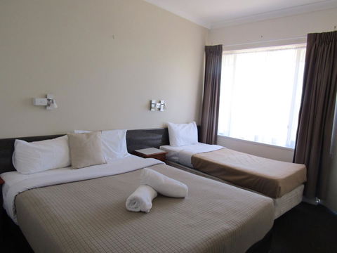 Allonville Gardens Motel - Hotel Accommodation 13