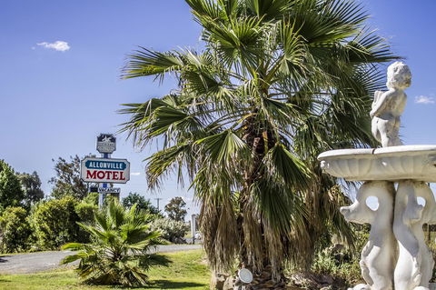 Allonville Gardens Motel - Hotel Accommodation 0