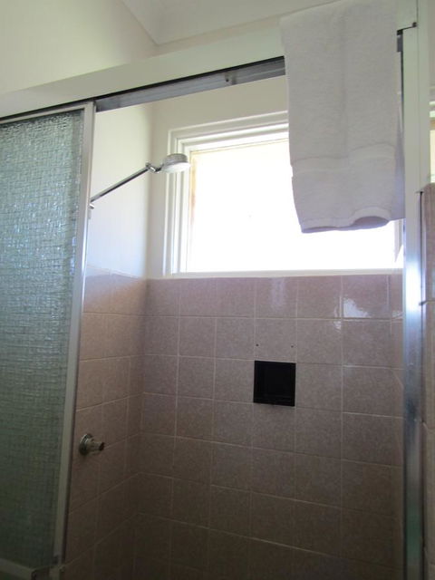 Allonville Gardens Motel - Hotel Accommodation 23