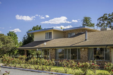 Allonville Gardens Motel - Hotel Accommodation 10