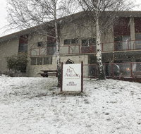 Aalberg Chalet - Hotel Accommodation