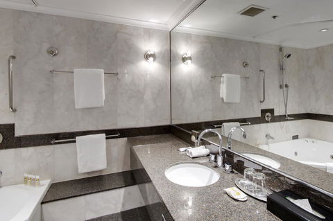Pullman Sydney Hyde Park - Hotel Accommodation 12