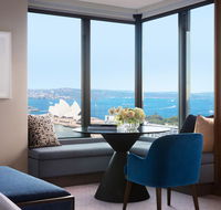 Four Seasons Hotel Sydney - Hotel Accommodation