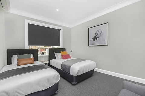Horse And Jockey Hotel Homebush - Hotel Accommodation 4