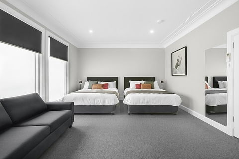 Horse And Jockey Hotel Homebush - Hotel Accommodation 1